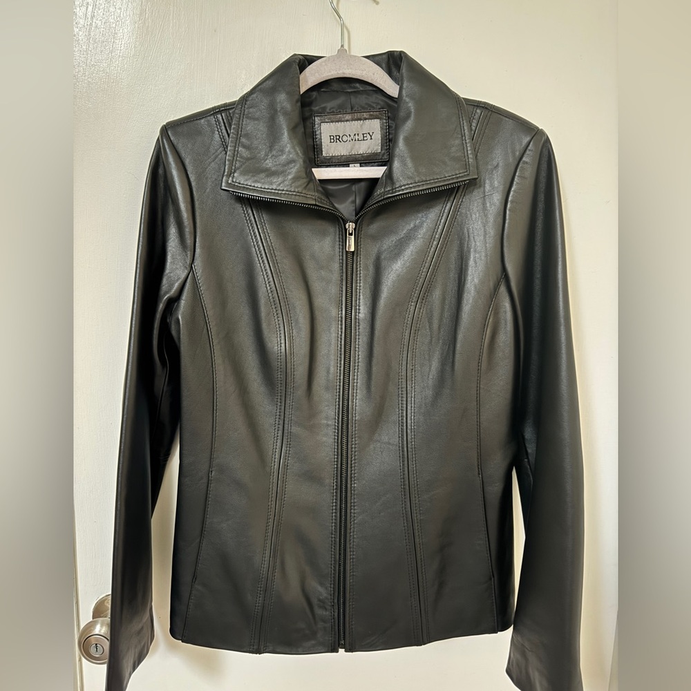 Bromley Women's Black Leather Zip-Front Jacket Size Large